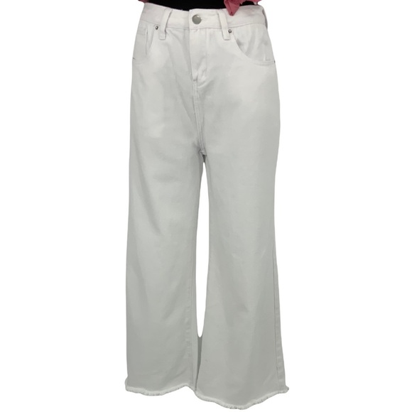 Revolve Superdown Lucy Crop Flare White Jeans B7 - Picture 2 of 13